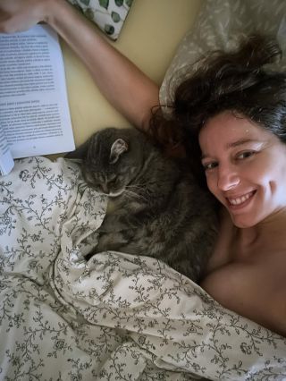 Čriepky môjho tehotenského leta… ✨ Čím ďalej tým viac ma to vedie do môjho vnútra… naciťovať sa na bábätko, meditovať,...